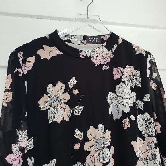 HP 🎆 9/13 ASTR Floral Print Long Sleeve Dress - Picture 4 of 6